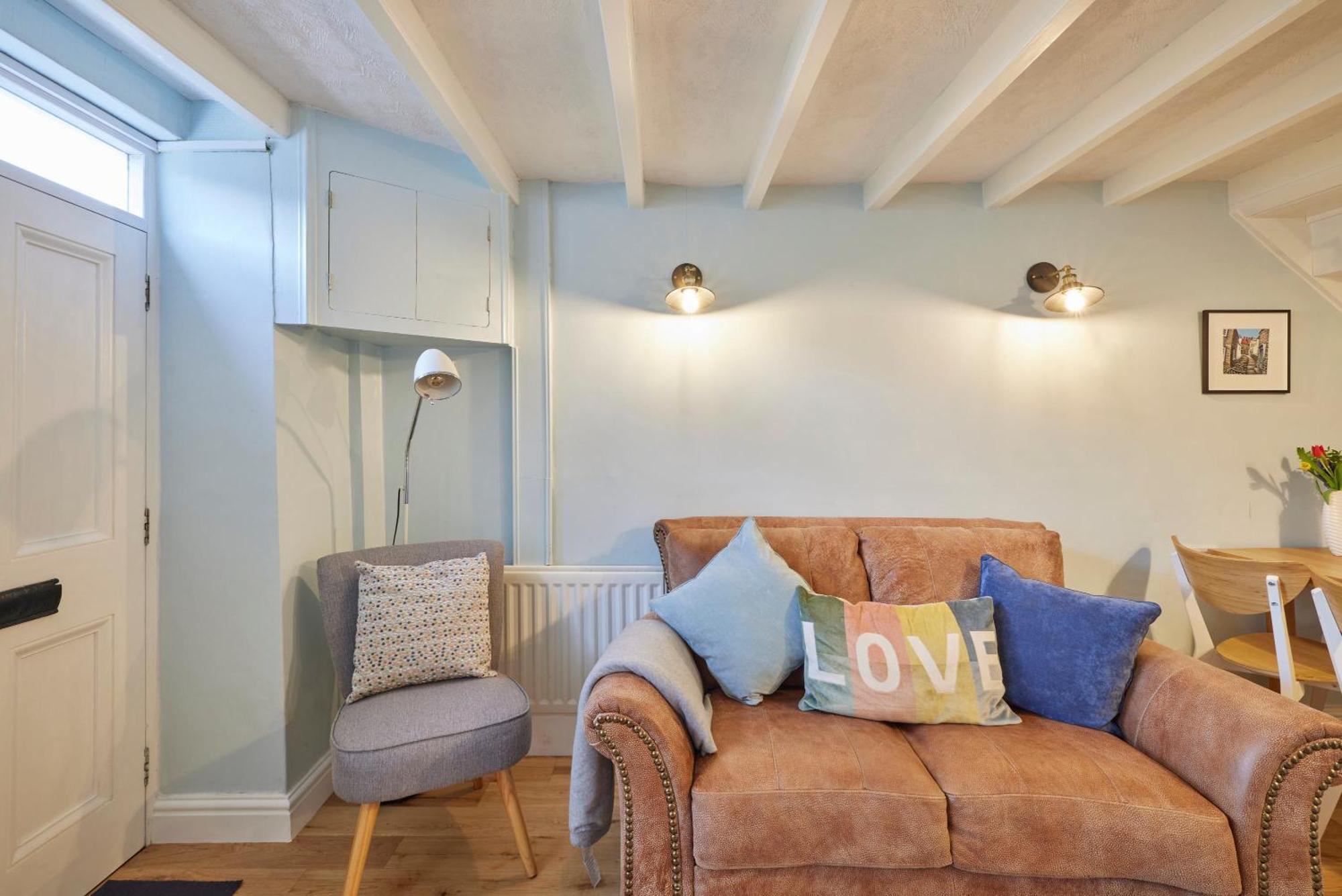 Host & Stay - Honey Cottage Hinderwell Kültér fotó